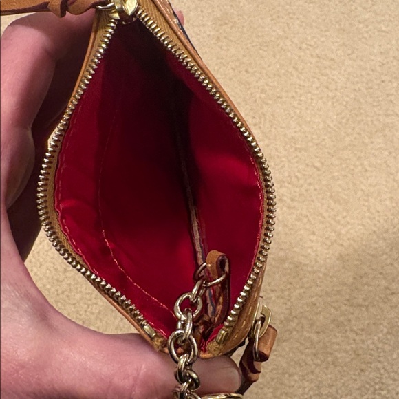 Dooney & Bourke Navy Blue & Tan Leather Key Holder. NWT - Picture 5 of 10